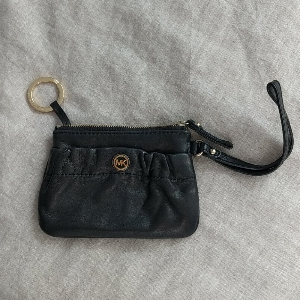 Michael Kors keychain wallet